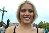Cizinec sbalil a ošukal českou blondýnku v Praze